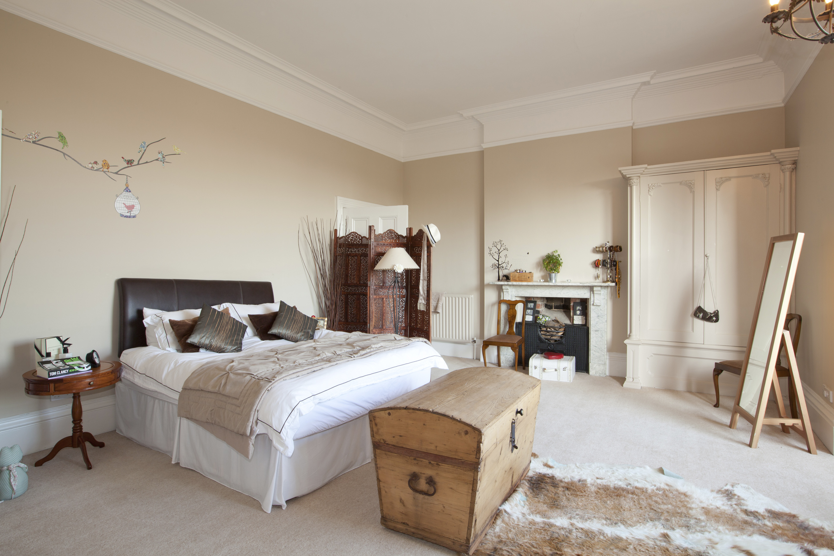 06 - Master Bedroom.jpg